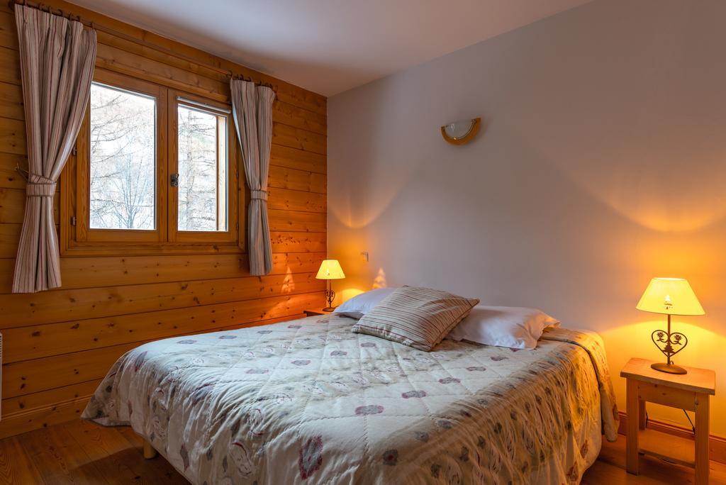 Skissim Premium - Résidence Le Hameau du Rocher Blanc 4* by Travelski Saint-Chaffrey Extérieur photo